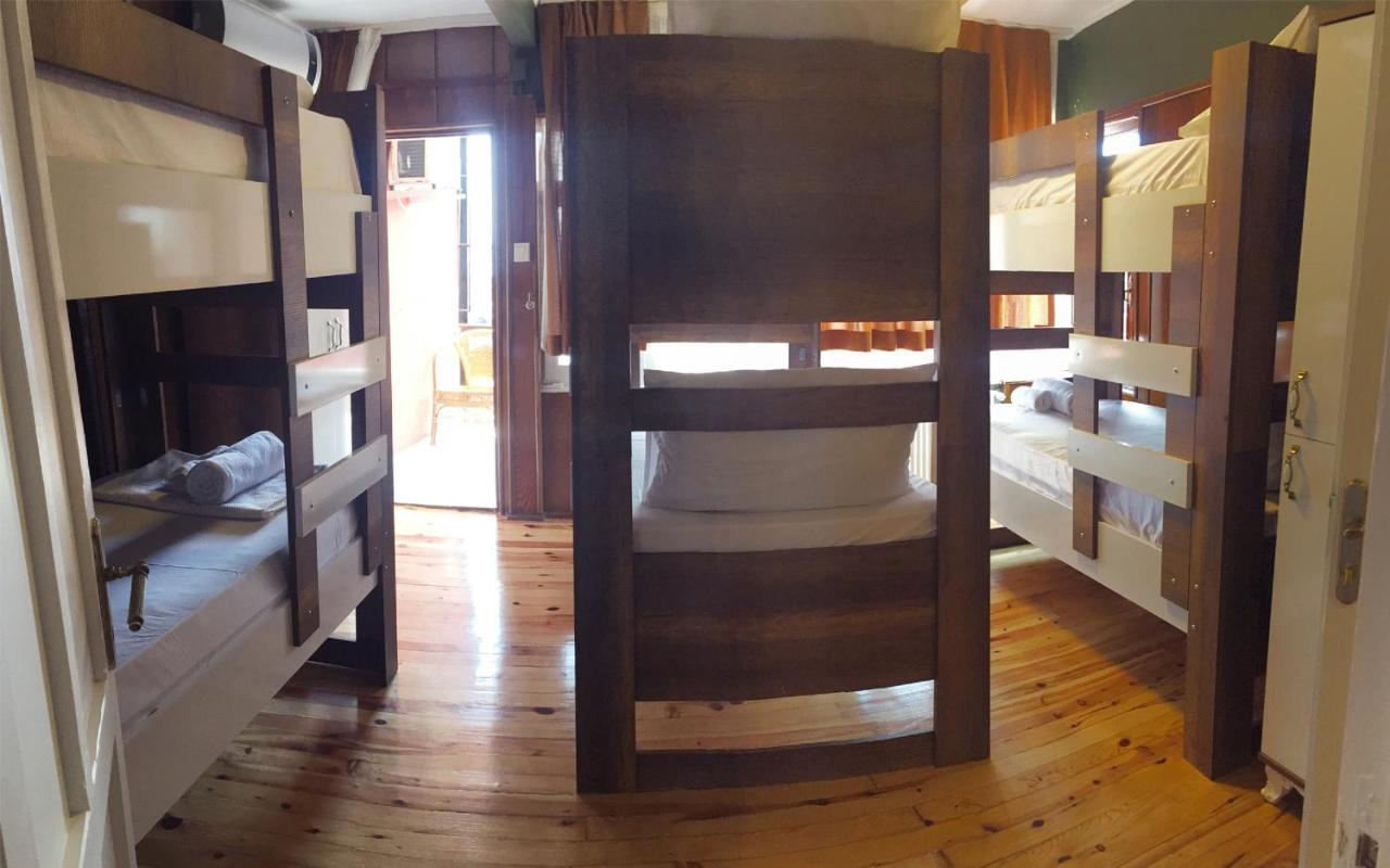 The Local Hostel & Guesthouse 伊斯坦布尔 外观 照片