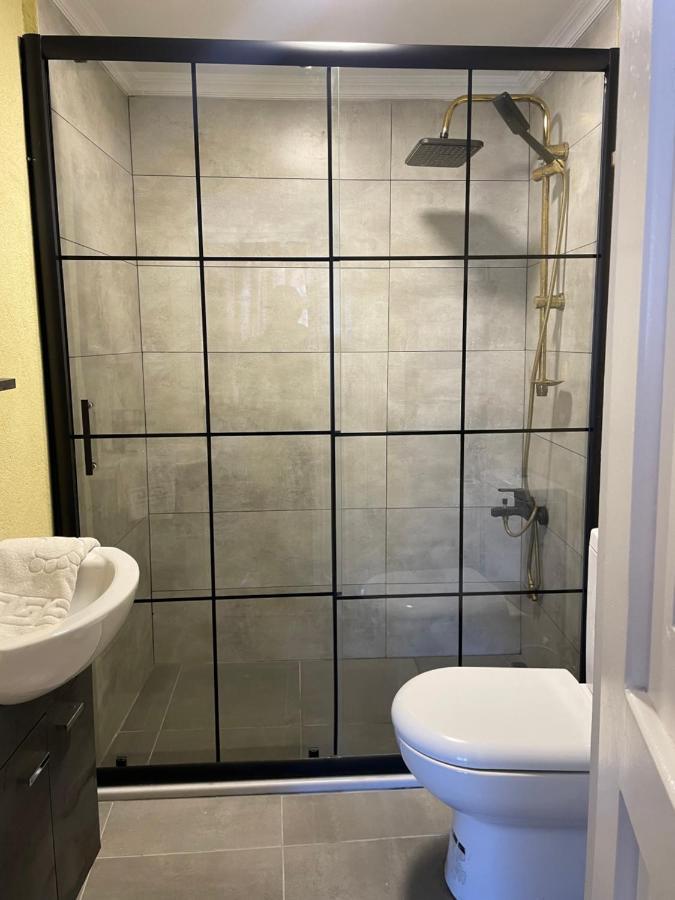 The Local Hostel & Guesthouse 伊斯坦布尔 外观 照片