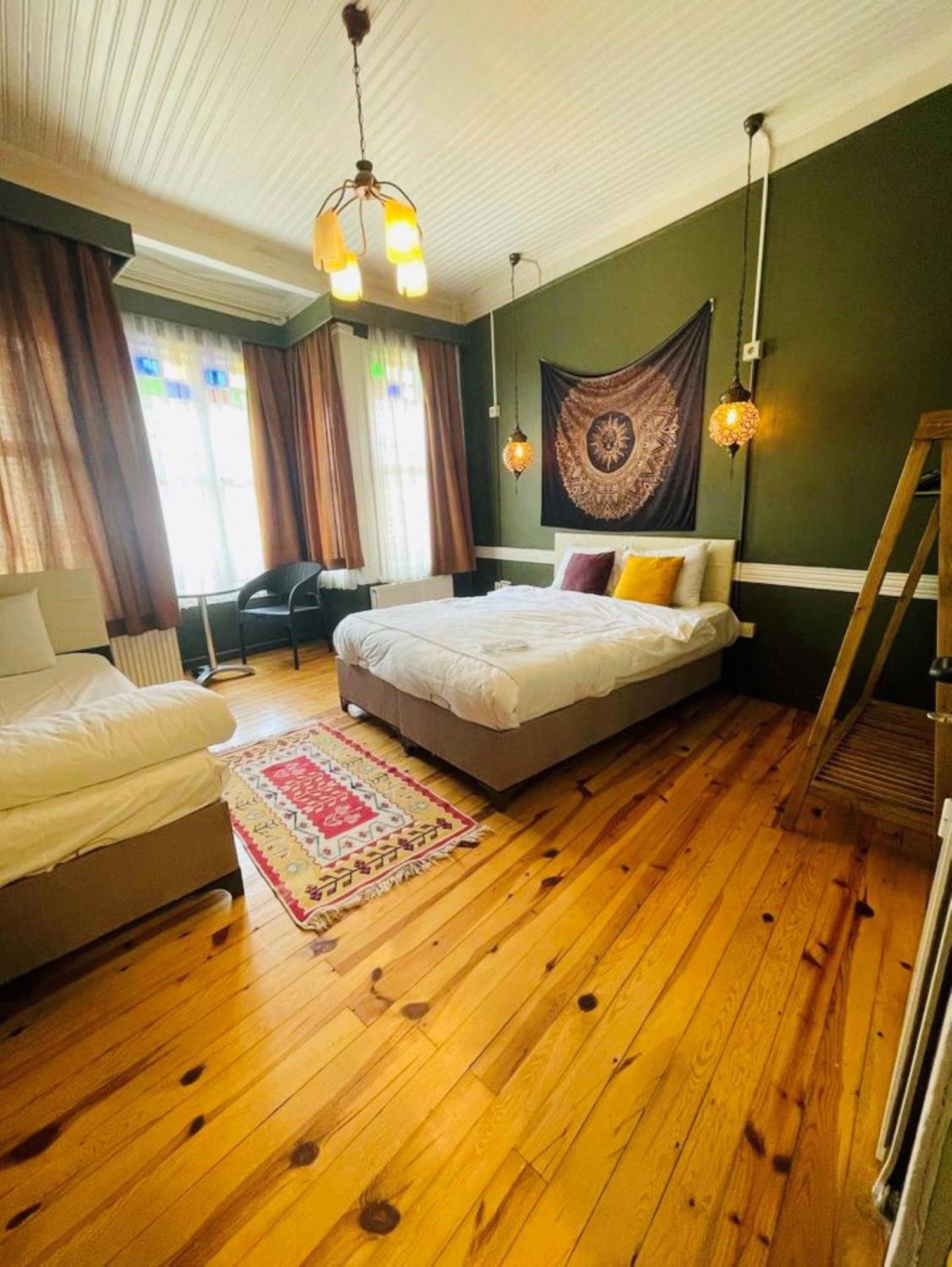 The Local Hostel & Guesthouse 伊斯坦布尔 外观 照片